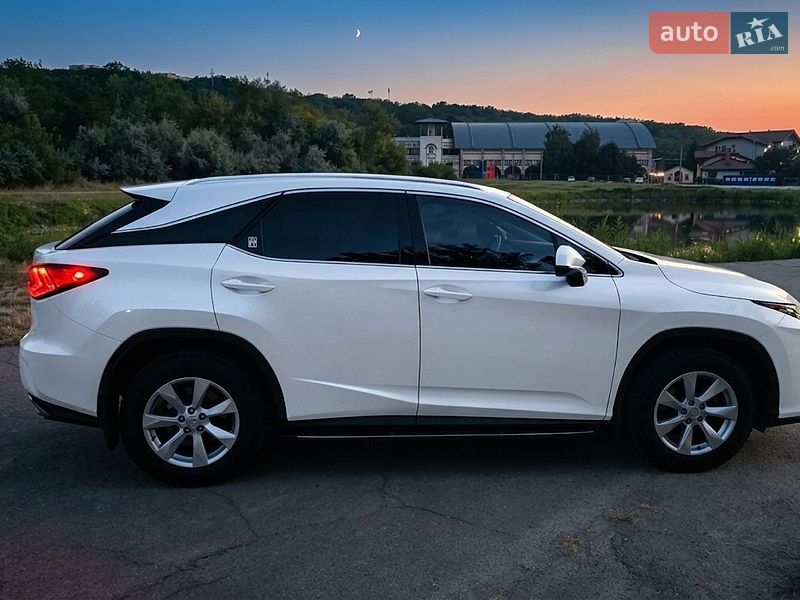 Внедорожник / Кроссовер Lexus RX 2017 в Днепре