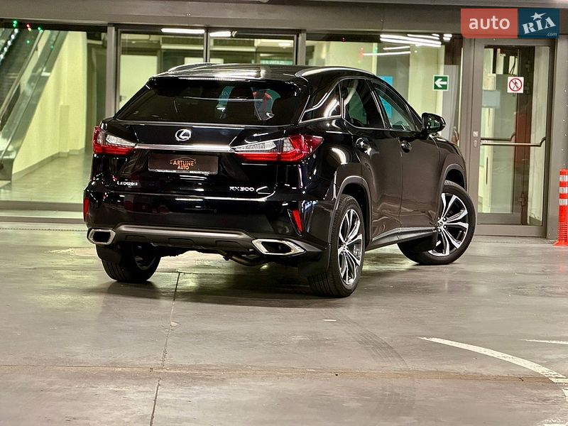 Позашляховик / Кросовер Lexus RX 2018 в Харкові