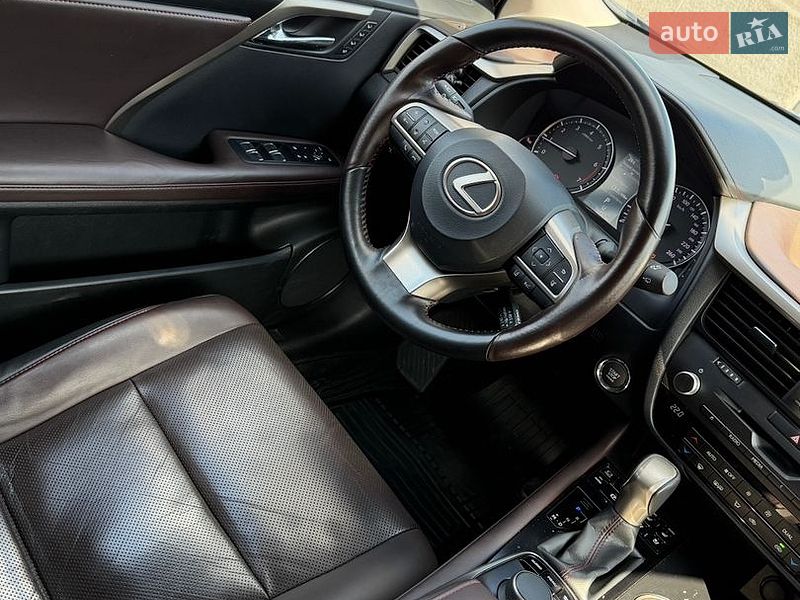 Позашляховик / Кросовер Lexus RX 2018 в Харкові