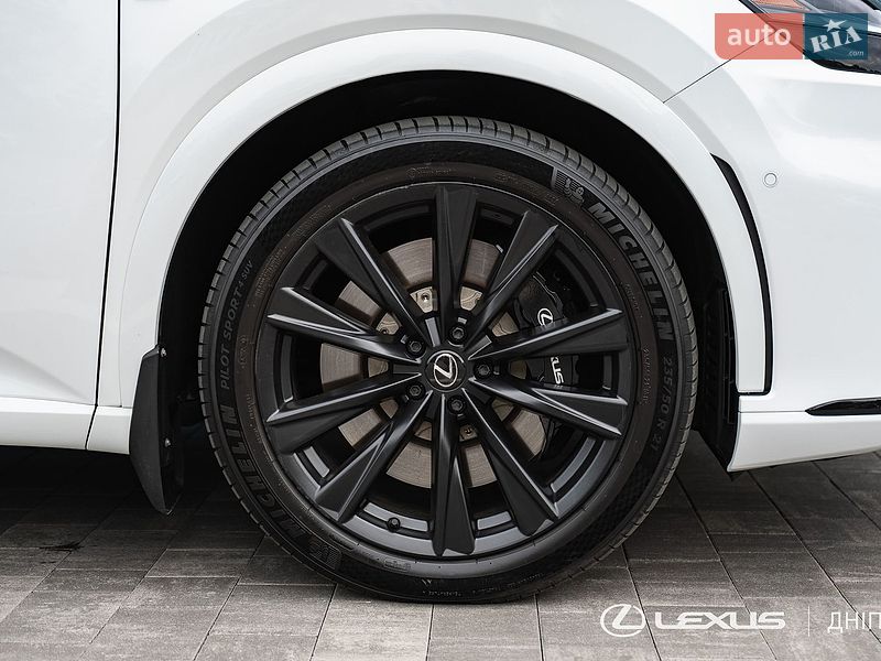 Внедорожник / Кроссовер Lexus RX 2023 в Днепре