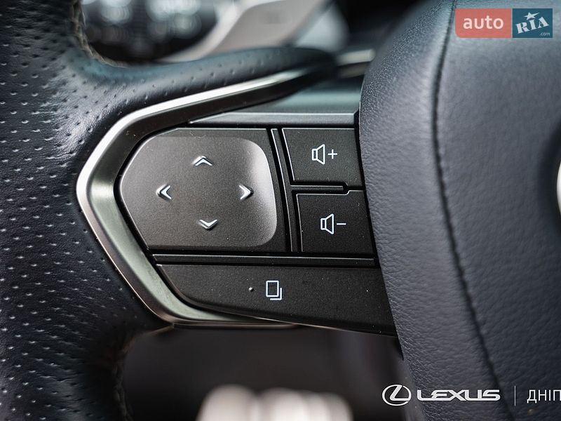 Внедорожник / Кроссовер Lexus RX 2023 в Днепре