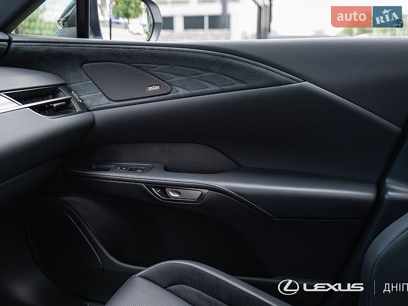 Внедорожник / Кроссовер Lexus RX 2023 в Днепре