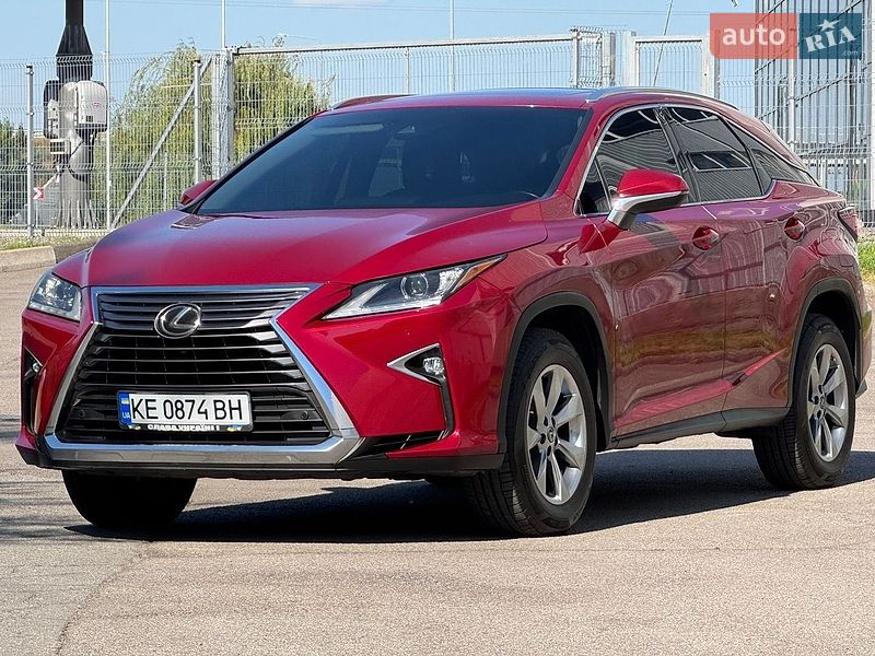 Lexus RX, фото из объявления