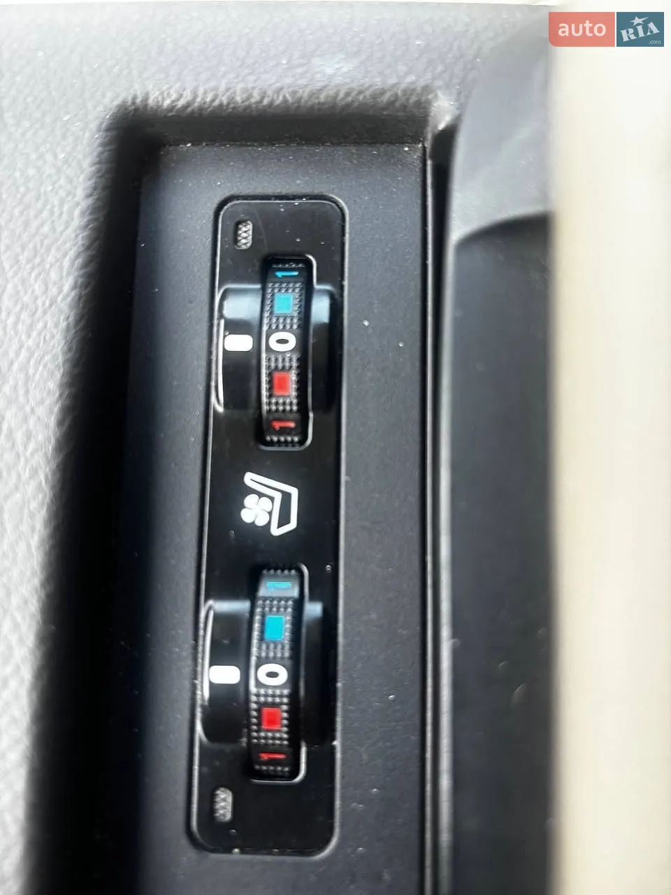 2010 Lexus RX - мініатюра 22