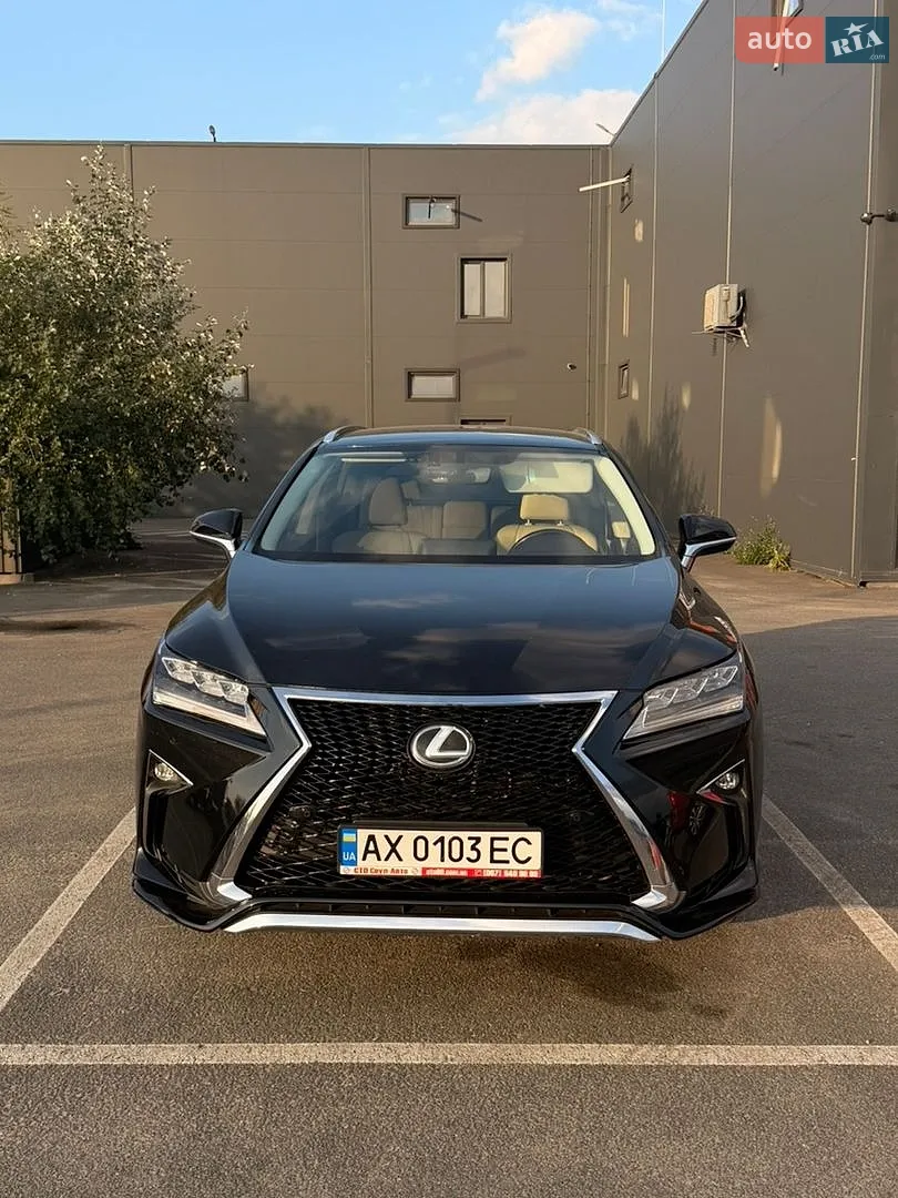 2017 Lexus RX - фото 1