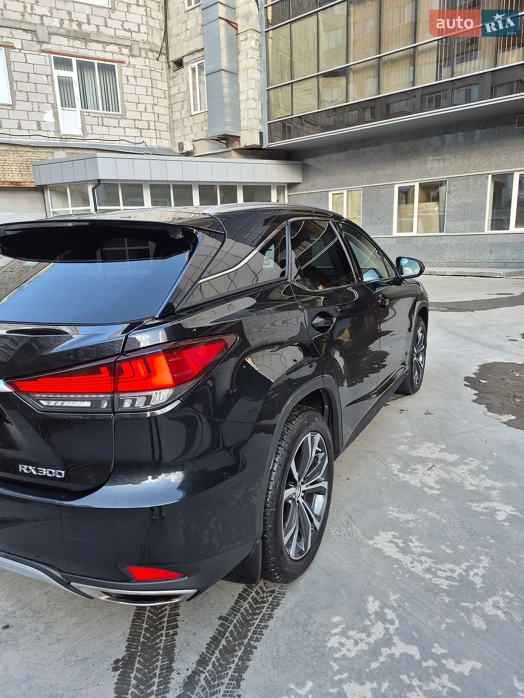 2020 Lexus RX - мініатюра 3