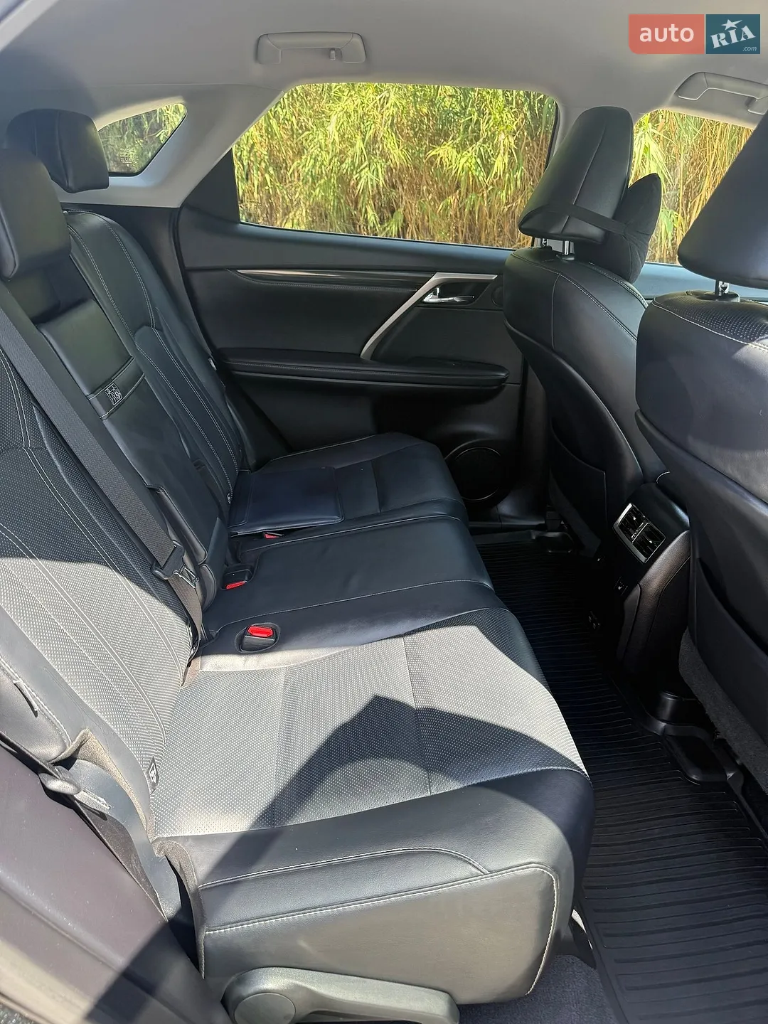 2022 Lexus RX - мініатюра 28
