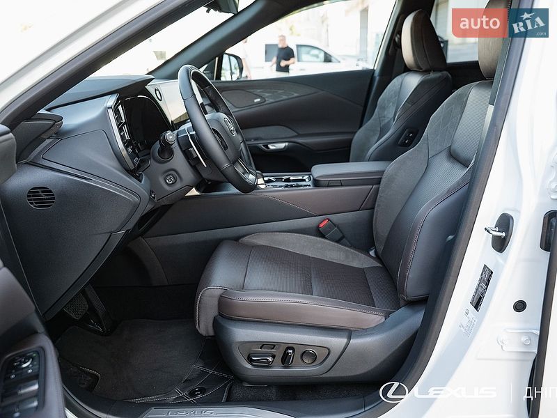 Внедорожник / Кроссовер Lexus RX 2025 в Днепре