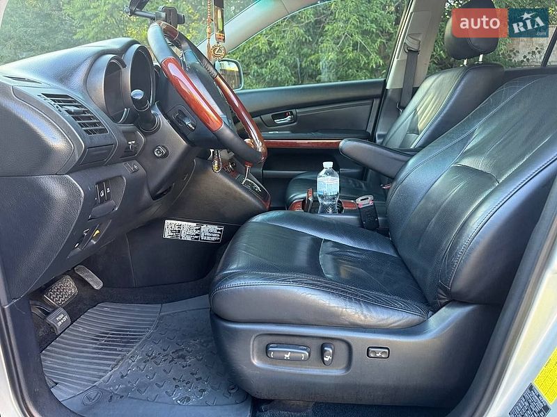 Внедорожник / Кроссовер Lexus RX 2005 в Днепре