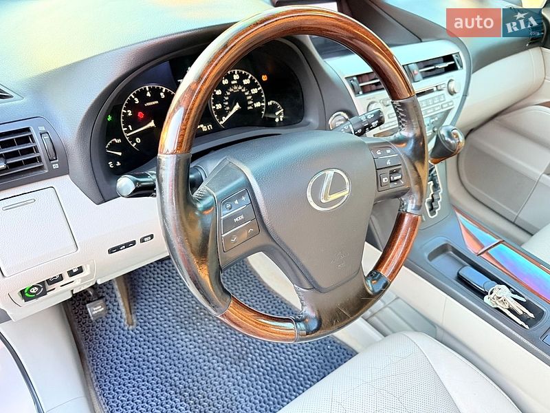 Позашляховик / Кросовер Lexus RX 2011 в Харкові