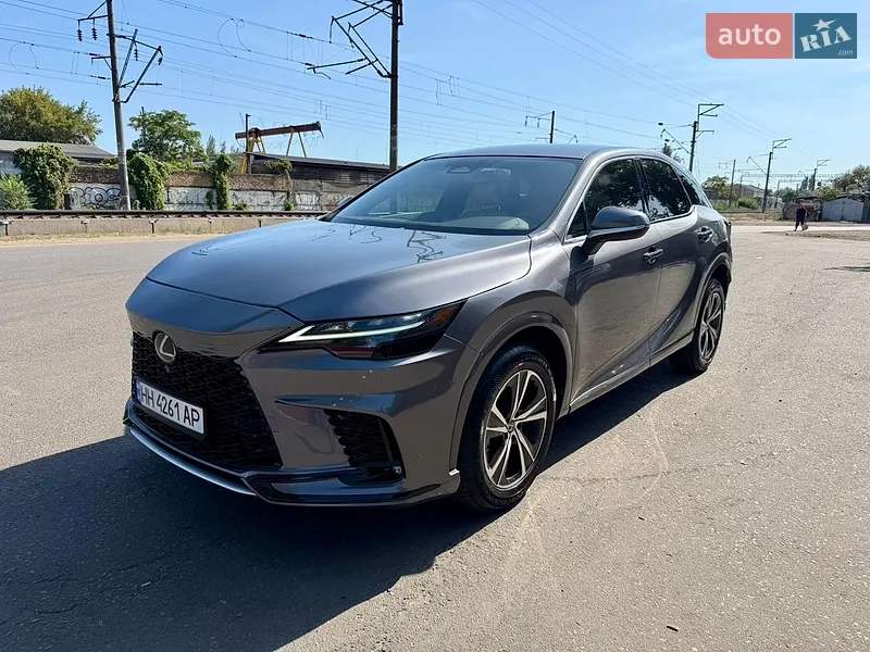 Lexus RX 2023