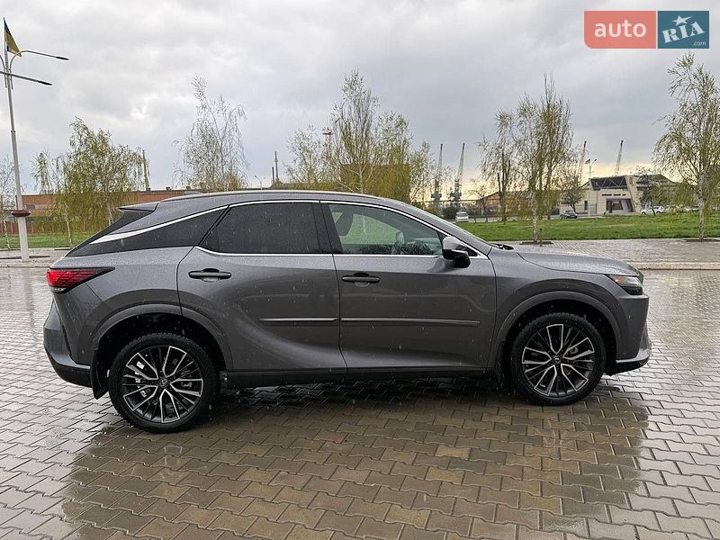 Позашляховик / Кросовер Lexus RX 2023 в Ізмаїлі