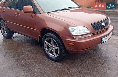 Позашляховик / Кросовер Lexus RX 2001 в Полтаві