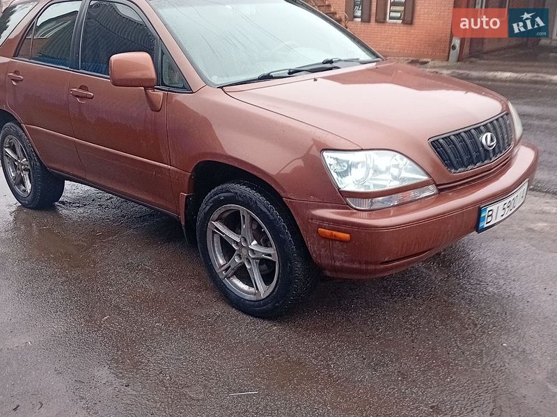 Позашляховик / Кросовер Lexus RX 2001 в Полтаві