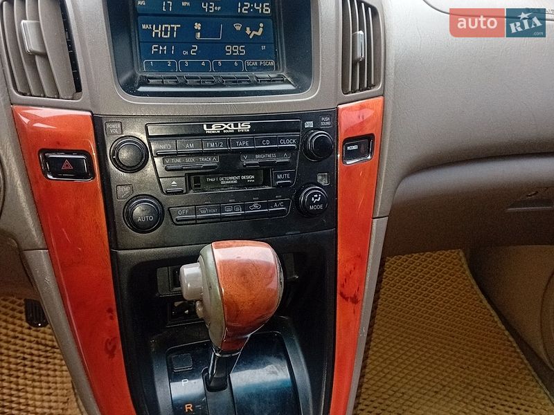Позашляховик / Кросовер Lexus RX 2001 в Полтаві