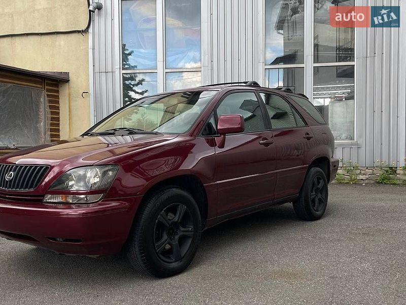 Позашляховик / Кросовер Lexus RX 2001 в Полтаві