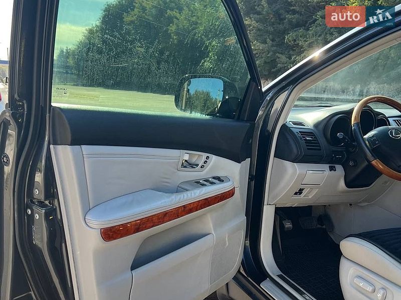 Позашляховик / Кросовер Lexus RX 2006 в Кам'янському