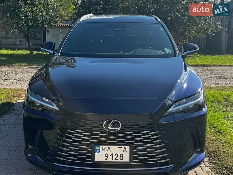 Lexus RX 2024