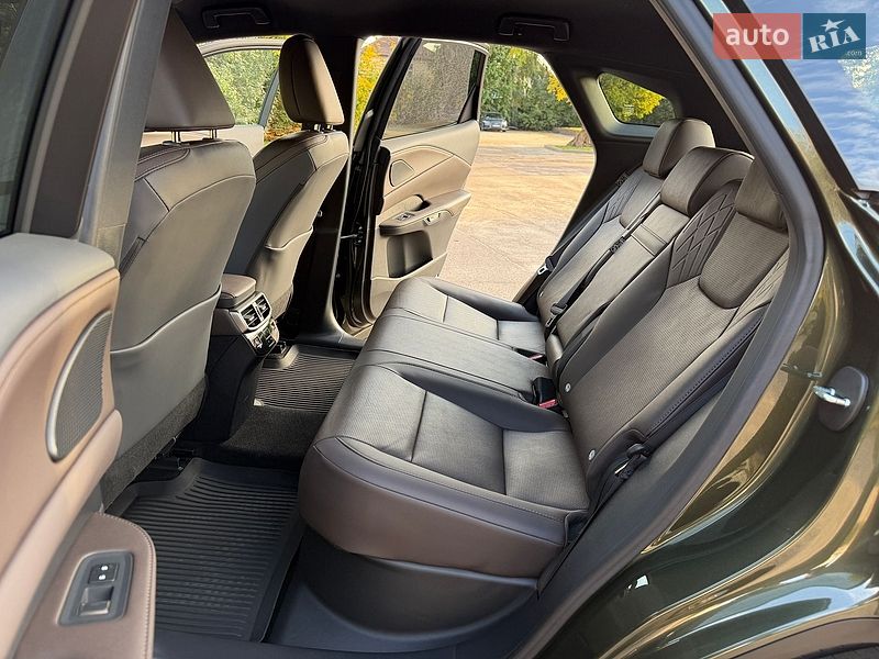 Внедорожник / Кроссовер Lexus RX 2025 в Киеве