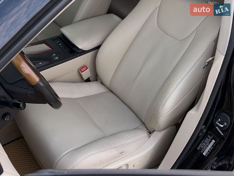 Внедорожник / Кроссовер Lexus RX 2010 в Василькове