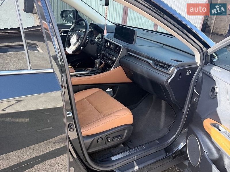 Внедорожник / Кроссовер Lexus RX 2021 в Хусте