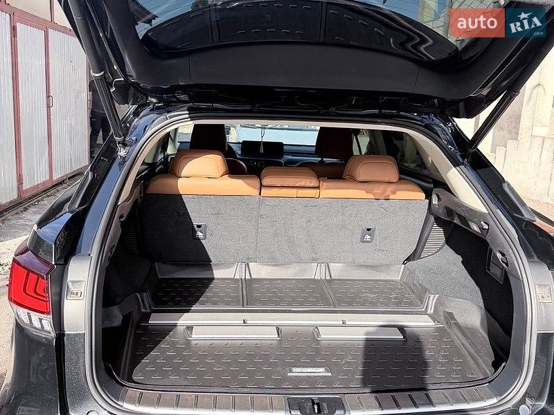Внедорожник / Кроссовер Lexus RX 2021 в Хусте
