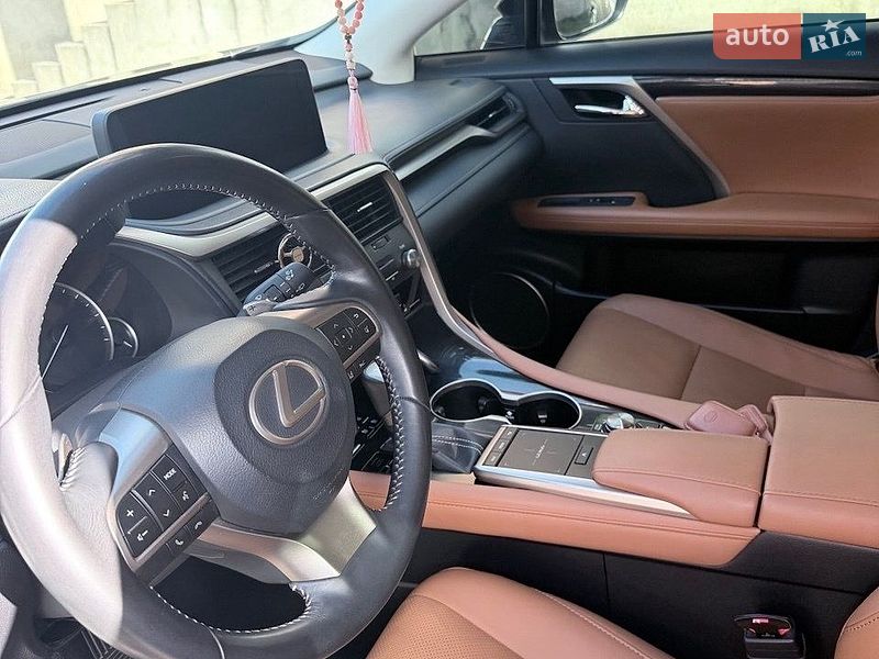 Внедорожник / Кроссовер Lexus RX 2021 в Хусте