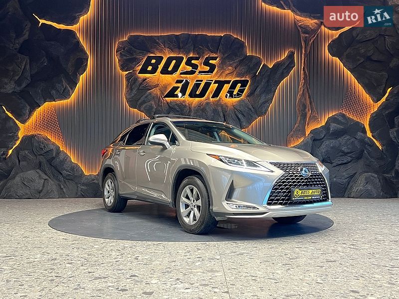 Позашляховик / Кросовер Lexus RX 2018 в Львові