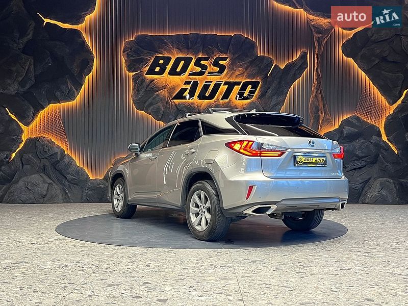 Позашляховик / Кросовер Lexus RX 2018 в Львові