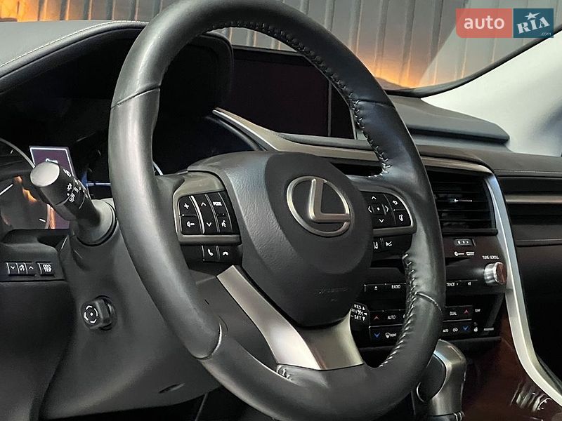 Позашляховик / Кросовер Lexus RX 2018 в Львові