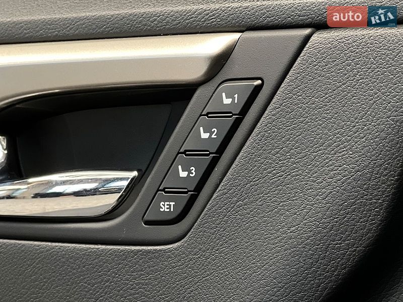 Позашляховик / Кросовер Lexus RX 2018 в Львові
