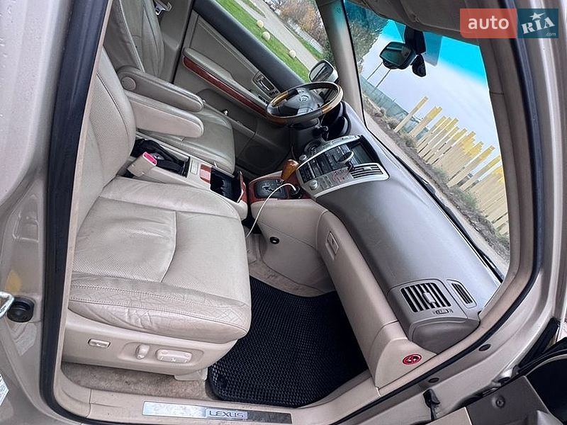 Внедорожник / Кроссовер Lexus RX 2004 в Чубинском