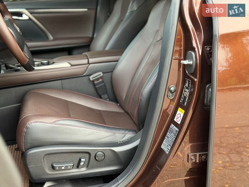 Внедорожник / Кроссовер Lexus RX 2016 в Киеве фото 22 Внедорожник / Кроссовер Lexus RX 2016 в Киеве