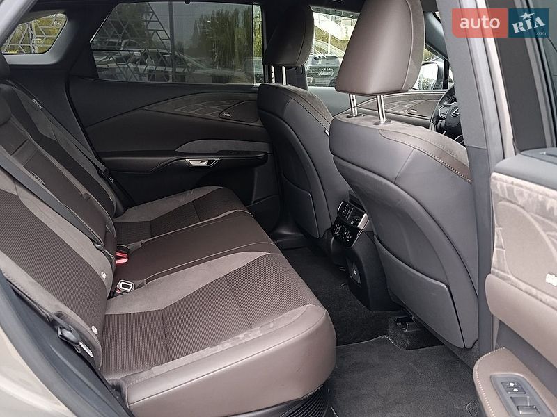 Внедорожник / Кроссовер Lexus RX 2023 в Киеве фото 7 Внедорожник / Кроссовер Lexus RX 2023 в Киеве