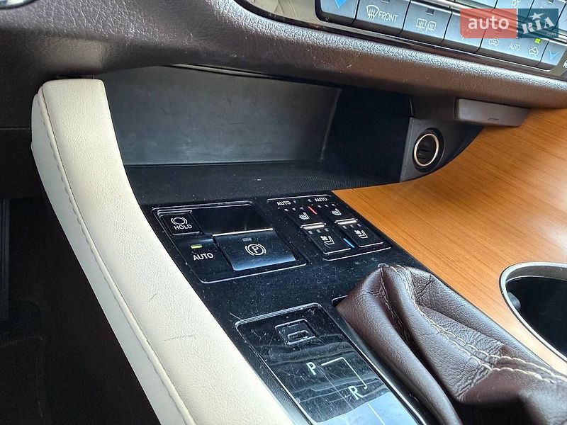 Позашляховик / Кросовер Lexus RX 2019 в Києві
