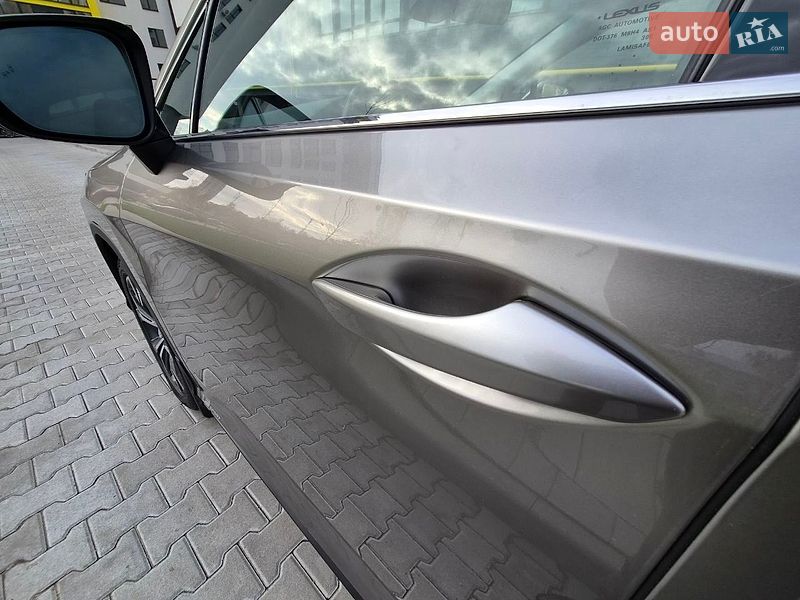 Внедорожник / Кроссовер Lexus RX 2018 в Тернополе фото 21 Внедорожник / Кроссовер Lexus RX 2018 в Тернополе