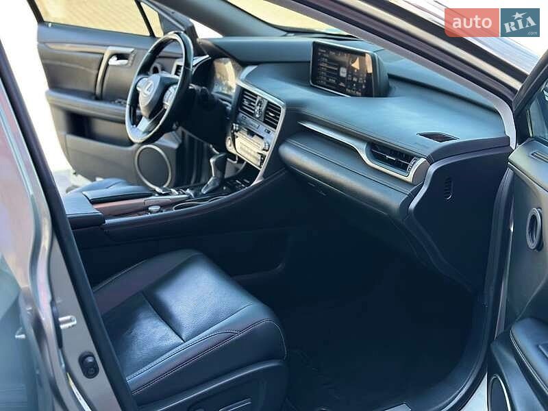 Позашляховик / Кросовер Lexus RX 2017 в Львові
