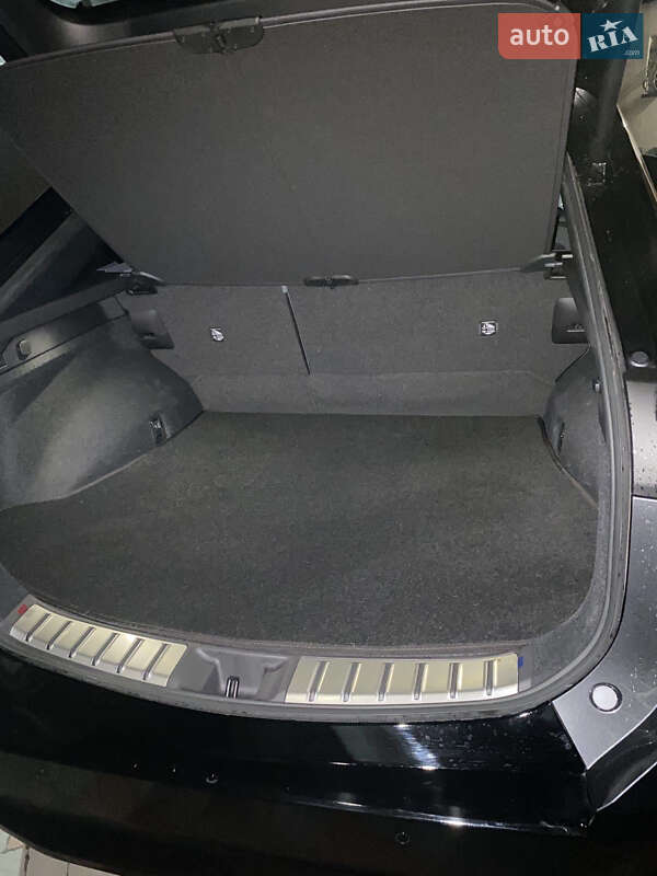 Внедорожник / Кроссовер Lexus RZ 2023 в Дрогобыче