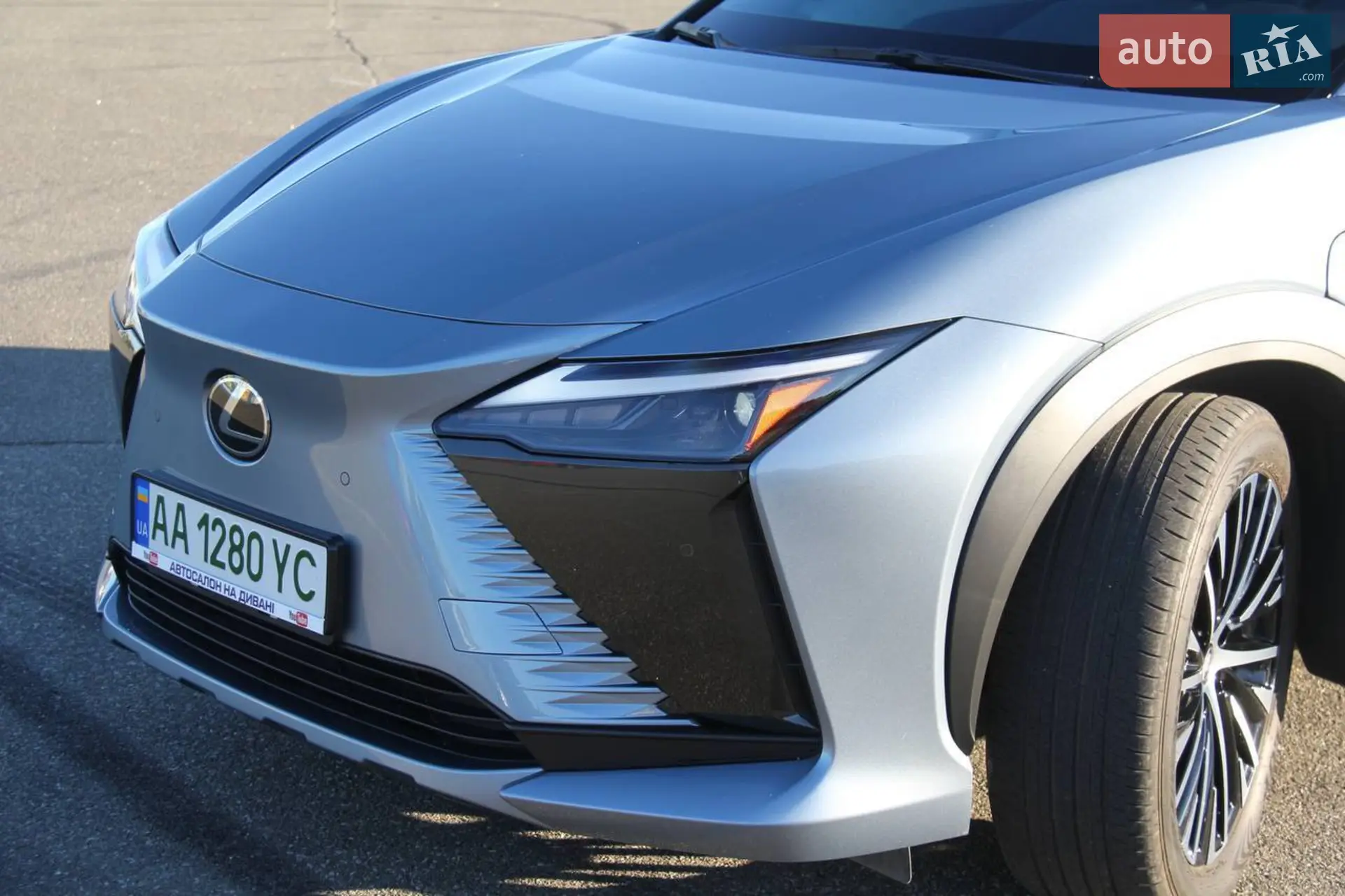 2023 Lexus RZ - мініатюра 4