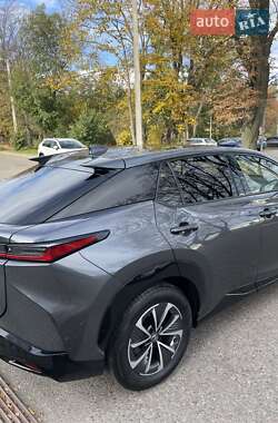 Позашляховик / Кросовер Lexus RZ 2023 в 