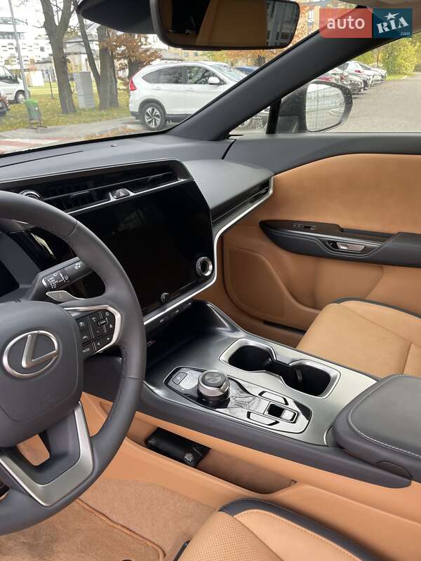 Позашляховик / Кросовер Lexus RZ 2023 в Львові