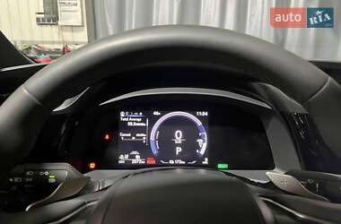 Позашляховик / Кросовер Lexus RZ 2023 в 