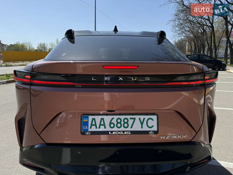 Позашляховик / Кросовер Lexus RZ 2024 в Києві