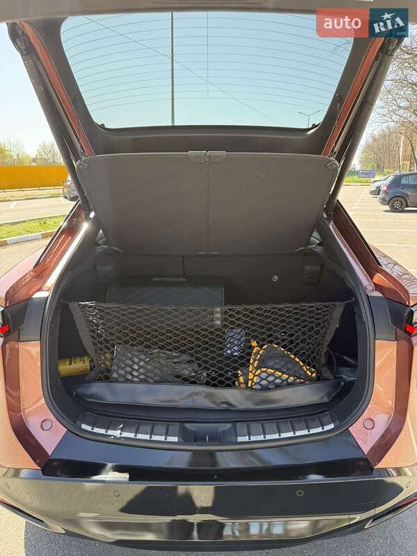 Позашляховик / Кросовер Lexus RZ 2024 в Києві