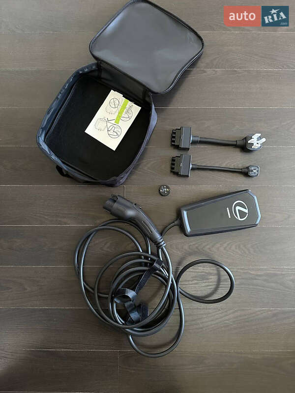 Позашляховик / Кросовер Lexus RZ 2024 в Києві