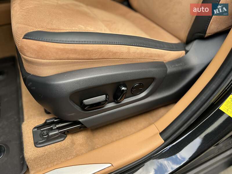 Внедорожник / Кроссовер Lexus RZ 2023 в Киеве