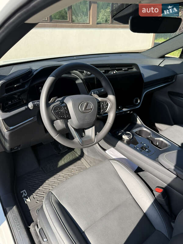 Внедорожник / Кроссовер Lexus RZ 2023 в Киеве