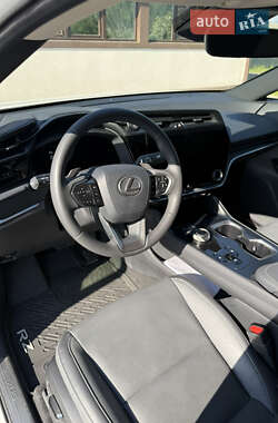 Внедорожник / Кроссовер Lexus RZ 2023 в 