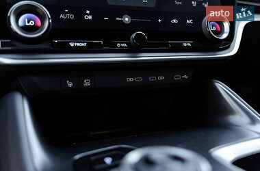 Внедорожник / Кроссовер Lexus RZ 2024 в 