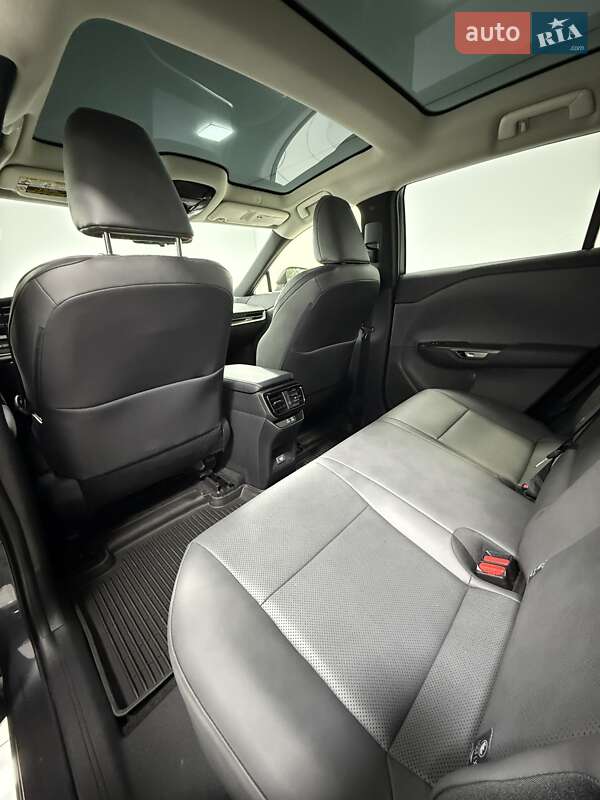 Внедорожник / Кроссовер Lexus RZ 2024 в Одессе фото 33 Внедорожник / Кроссовер Lexus RZ 2024 в Одессе